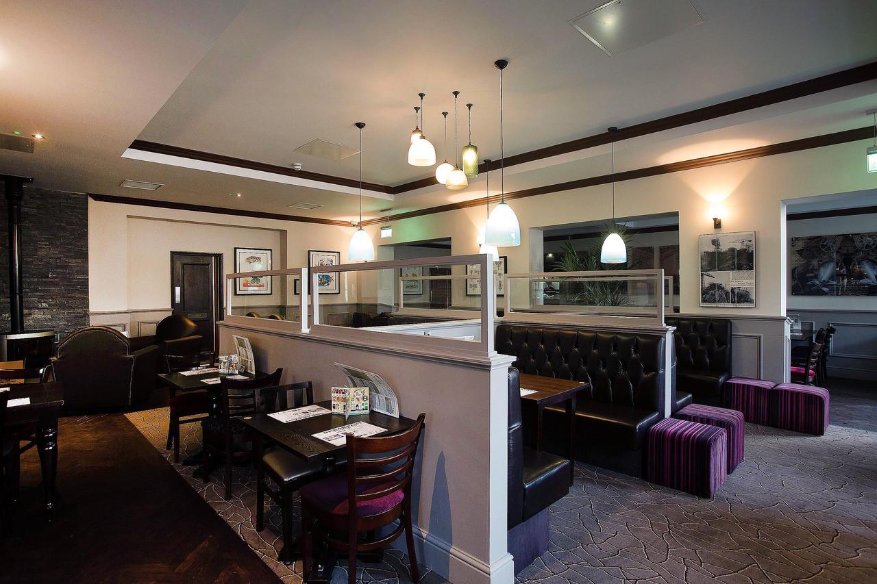Hotel The Furness Railway Wetherspoon à Barrow-in-Furness Extérieur photo