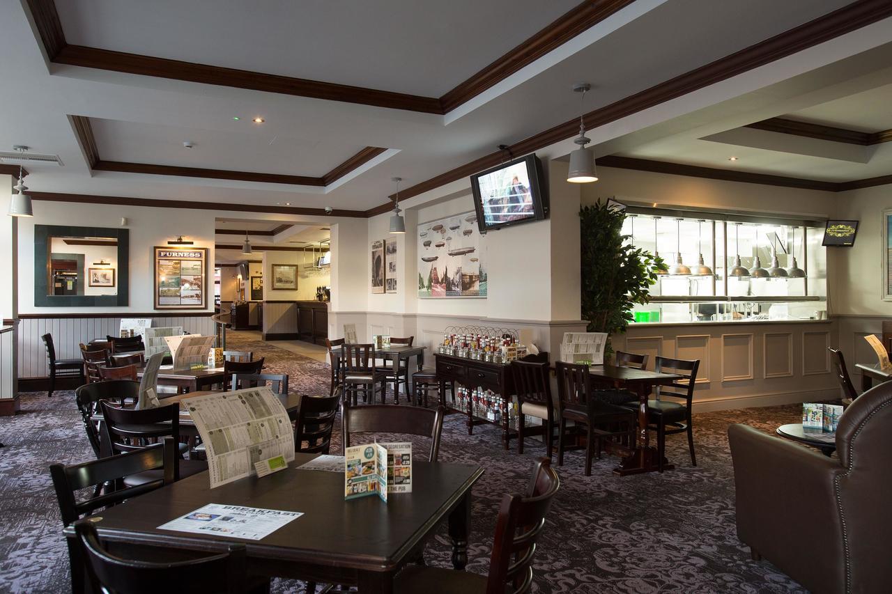 Hotel The Furness Railway Wetherspoon à Barrow-in-Furness Extérieur photo