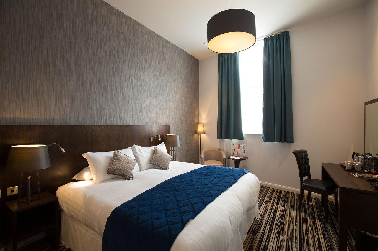 Hotel The Furness Railway Wetherspoon à Barrow-in-Furness Extérieur photo